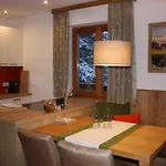 Haus Berghoamat Apartament Filzmoos